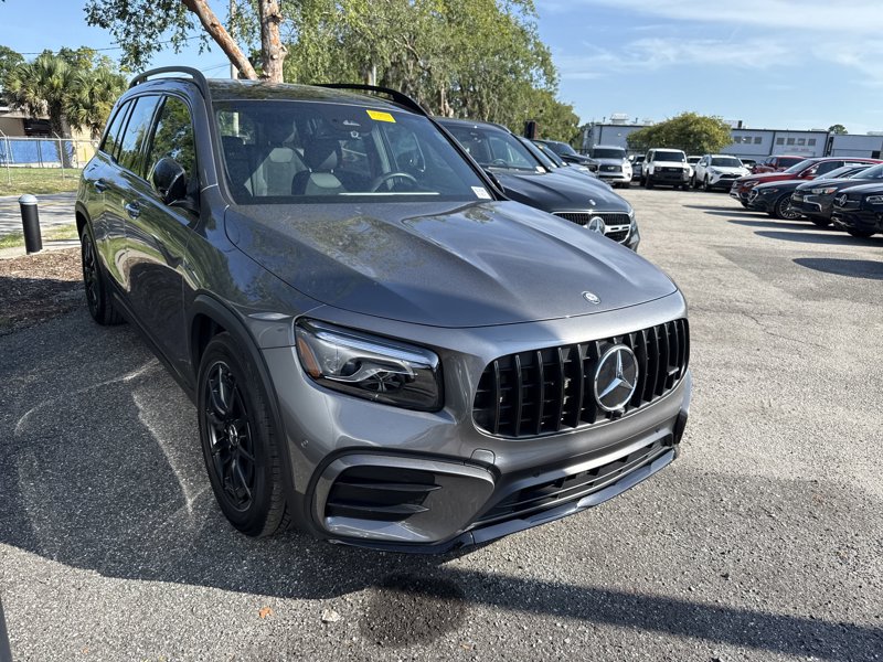 Certified 2025 Mercedes-Benz GLB 35 AMG 4MATIC image 1