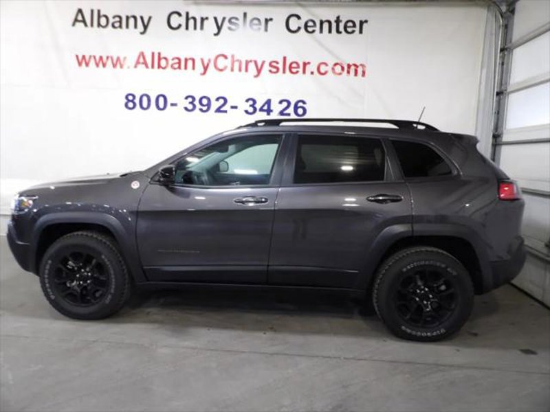 Certified 2022 Jeep Cherokee Trailhawk w/ Trailer Tow Group image 1