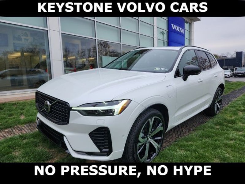 Certified 2024 Volvo XC60 T8 Ultimate w/ Climate Package image 1