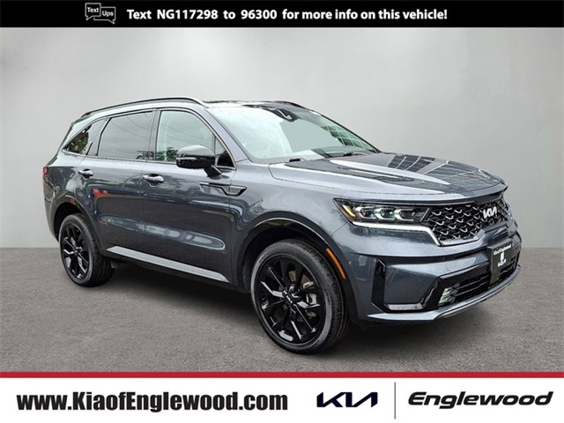 Certified 2022 Kia Sorento SX image 1
