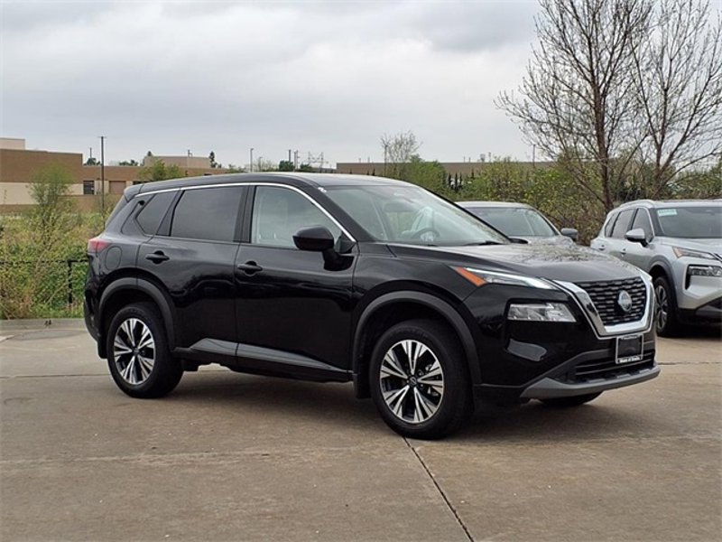 Certified 2023 Nissan Rogue SV image 1