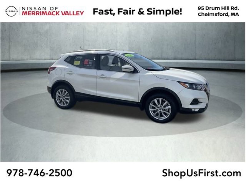 Certified 2022 Nissan Rogue Sport SV image 1