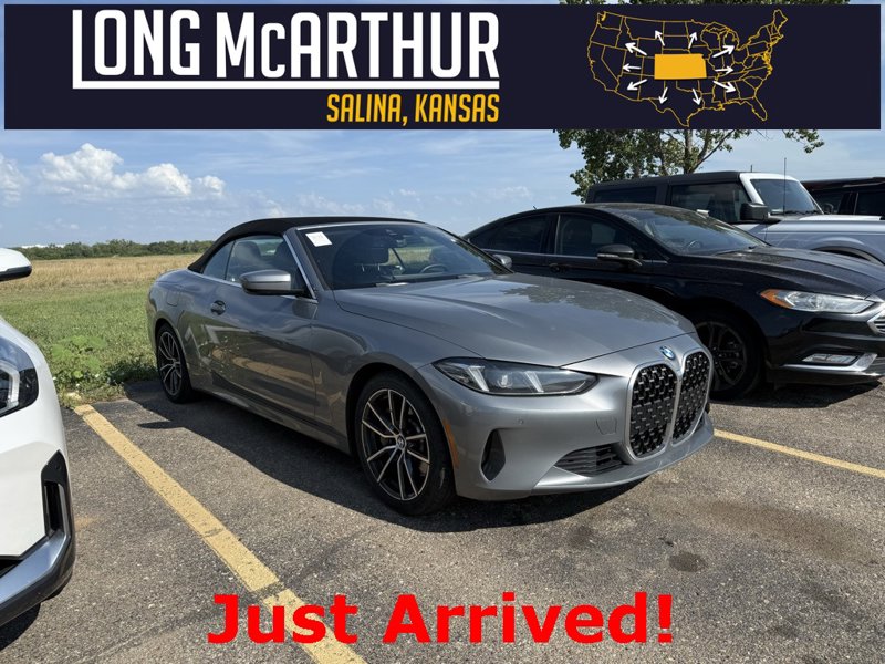 Used 2025 BMW 430i Convertible w/ Premium Package image 1