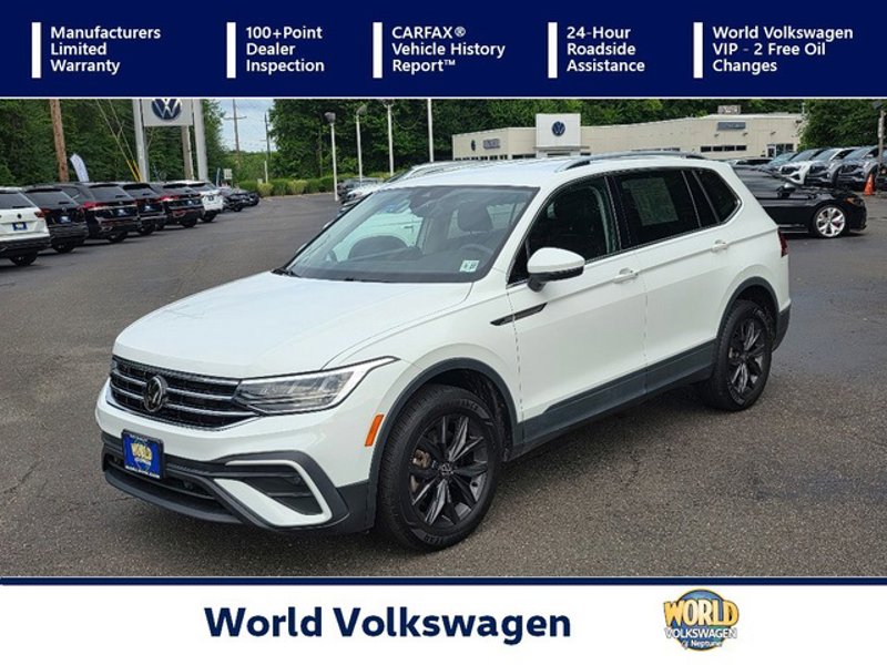 Certified 2022 Volkswagen Tiguan SE image 1