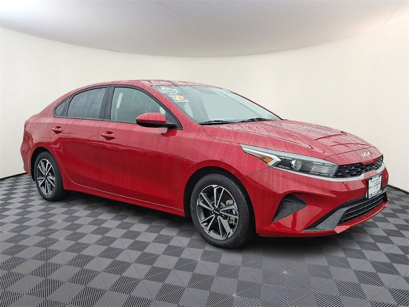 Certified 2023 Kia Forte LXS image 1