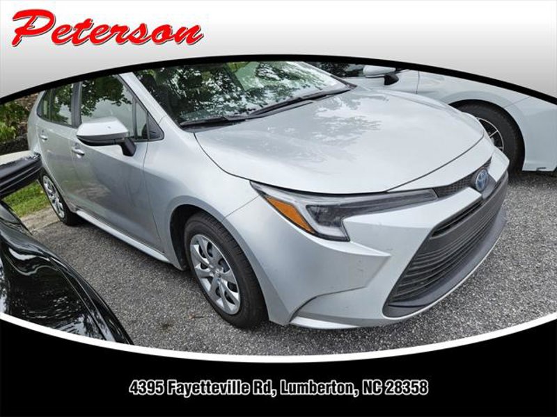 Certified 2025 Toyota Corolla LE image 1