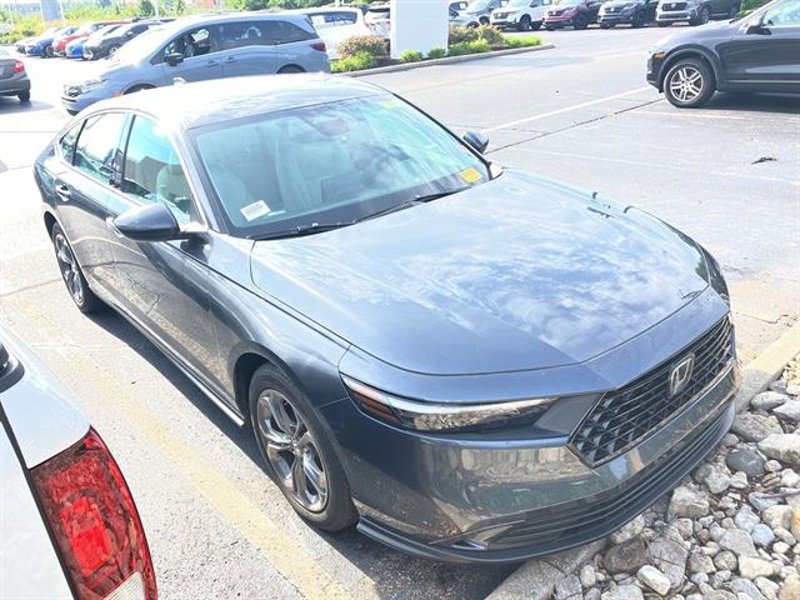 Certified 2023 Honda Accord EX image 1