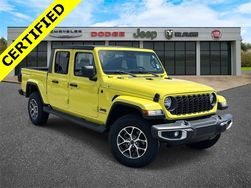 Certified 2024 Jeep Gladiator Sport image 1