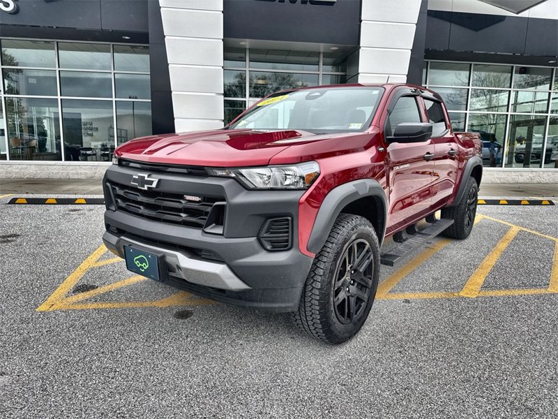 Certified 2024 Chevrolet Colorado Trail Boss w/ Advanced Trailering Package image 1