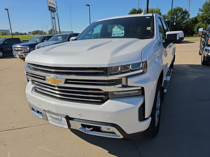 Certified 2020 Chevrolet Silverado 1500 High Country w/ Technology Package image 1