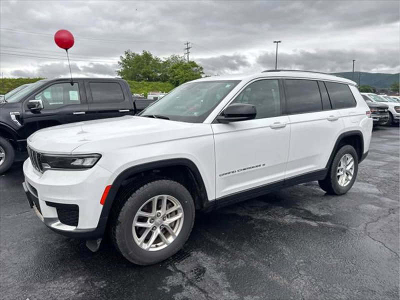 Certified 2023 Jeep Grand Cherokee L Laredo w/ Luxury Tech Group I image 1