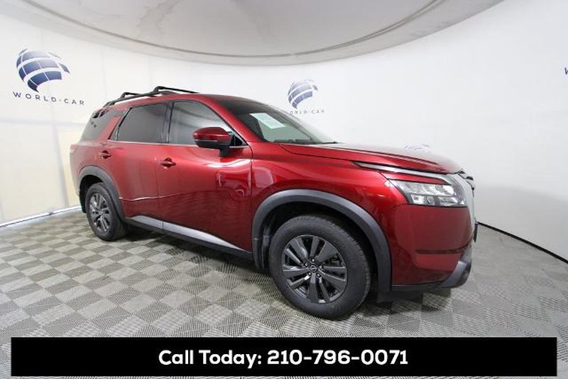 Certified 2024 Nissan Pathfinder SV w/ SV Premium Package image 1