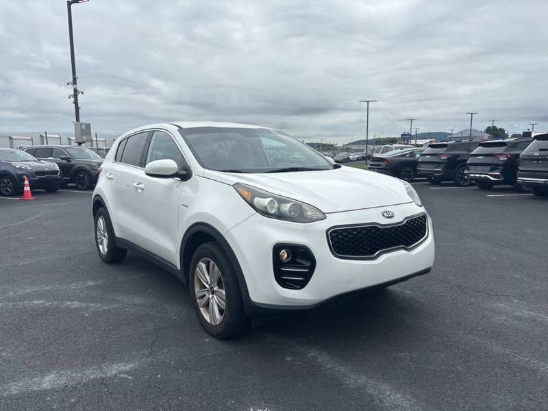 Certified 2018 Kia Sportage LX image 1