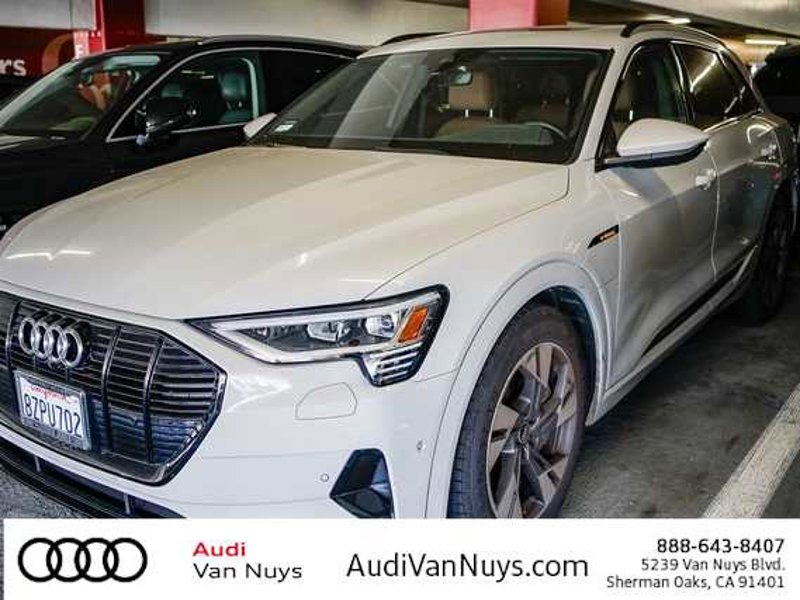 Certified 2022 Audi e-tron Premium w/ Convenience Plus Package image 1