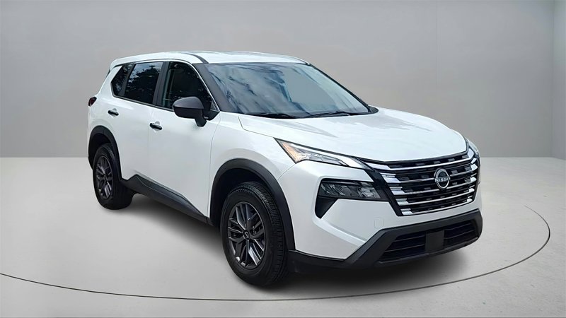 Certified 2025 Nissan Rogue S image 1