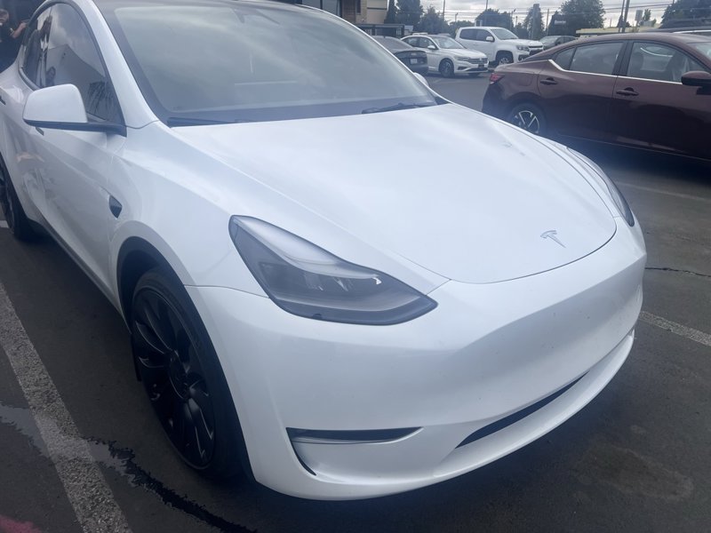 Used 2024 Tesla Model Y Performance image 1