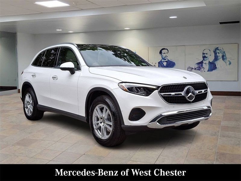 Certified 2025 Mercedes-Benz GLC 300 4MATIC image 1