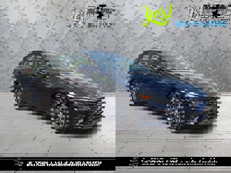 Certified 2025 Hyundai Elantra SEL image 1