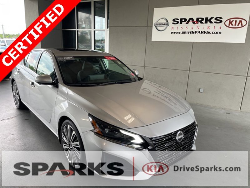 Certified 2023 Nissan Altima 2.5 SL image 1