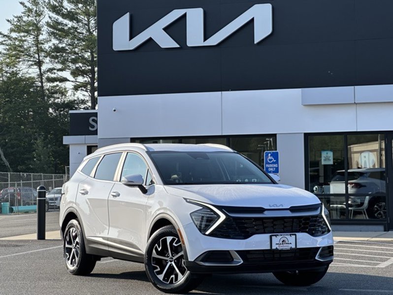 Certified 2025 Kia Sportage EX image 1