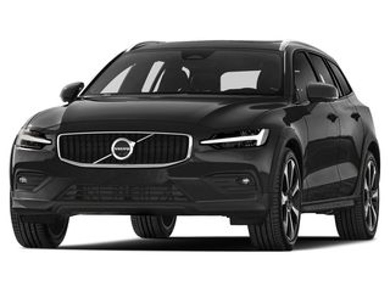 Certified 2024 Volvo V60 B5 Cross Country Plus image 1
