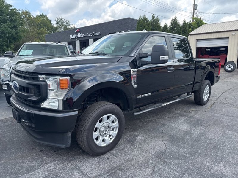 Used 2022 Ford F250 XL w/ Power Equipment Group image 1