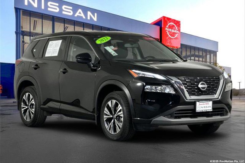 Certified 2023 Nissan Rogue SV image 1