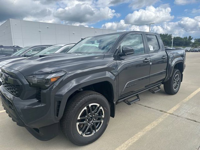 New 2025 Toyota Tacoma TRD Sport image 1