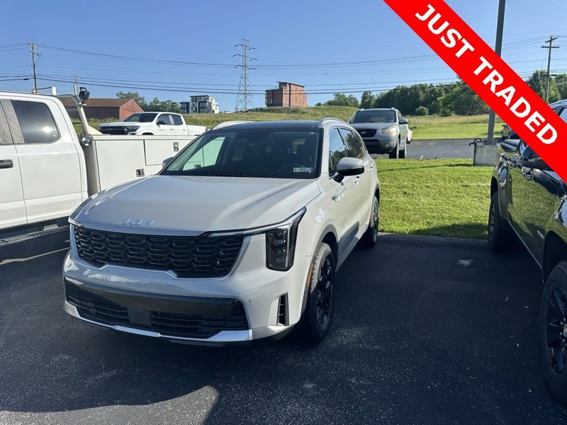 Used 2025 Kia Sorento S w/ Panoramic Sunroof Package image 1
