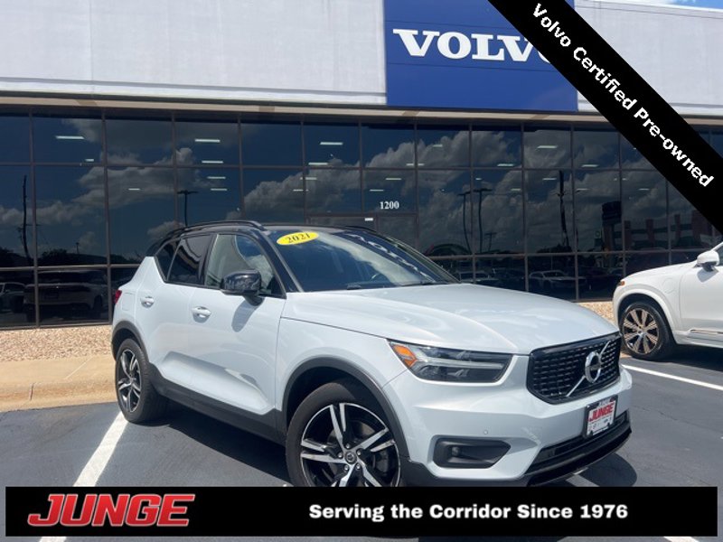 Certified 2021 Volvo XC40 T5 R-Design w/ Climate Package image 1