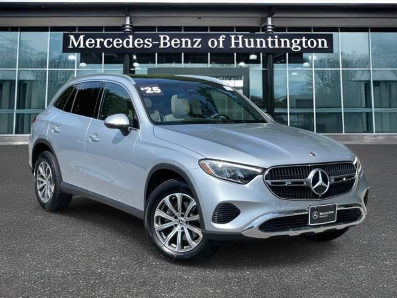 Certified 2025 Mercedes-Benz GLC 300 4MATIC image 1