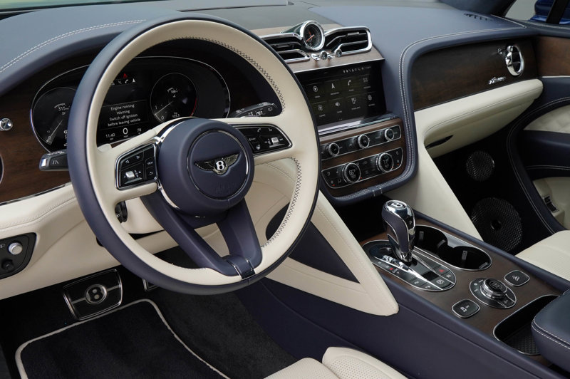 Certified 2023 Bentley Bentayga image 1