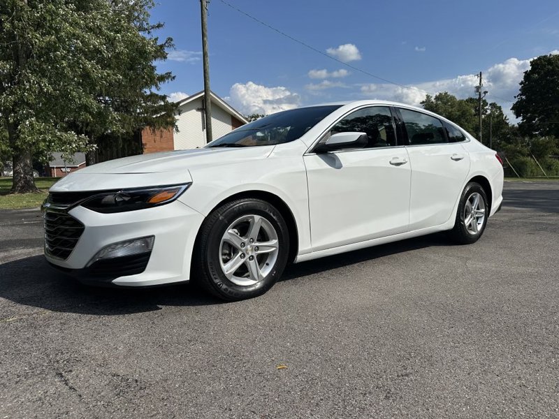 Used 2021 Chevrolet Malibu LS image 1