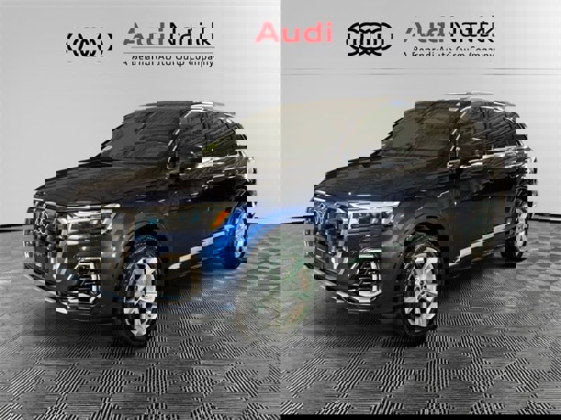 Certified 2025 Audi Q7 3.0T Premium w/ Convenience Package image 1