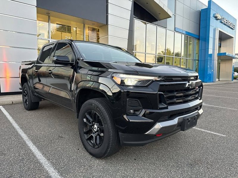 Certified 2023 Chevrolet Colorado Z71 w/ Z71 Convenience Package 2 image 1