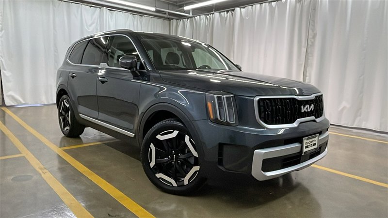 Certified 2024 Kia Telluride EX w/ EX Captain's Chair Package image 1