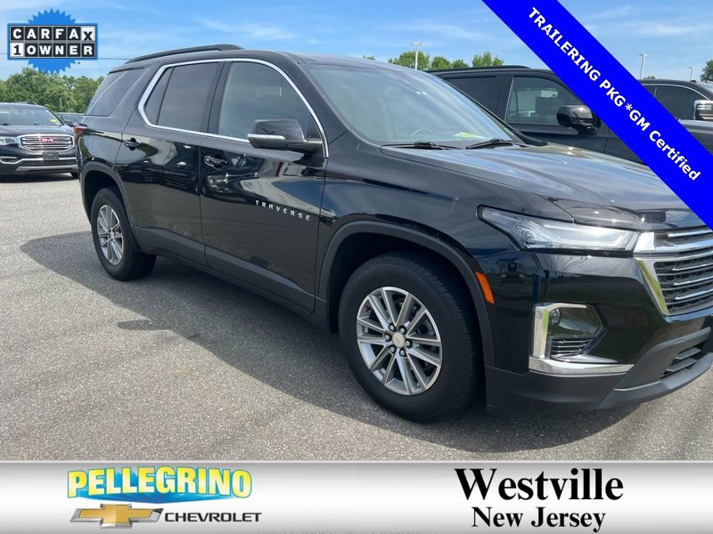 Certified 2023 Chevrolet Traverse LT w/ Rear Camera Mirror Package image 1