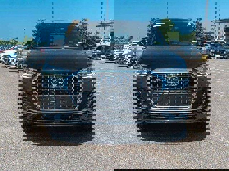 Certified 2024 Audi Q3 2.0T Premium Plus w/ Premium Plus Package image 1
