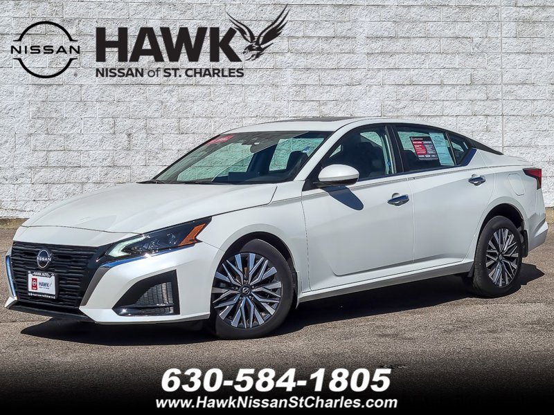 Certified 2023 Nissan Altima 2.5 SV w/ SV Premium Package image 1