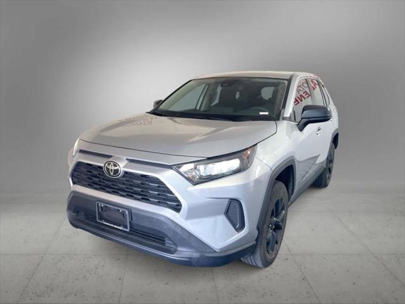 Certified 2022 Toyota RAV4 LE image 1