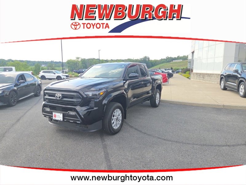 Certified 2024 Toyota Tacoma SR5 image 1