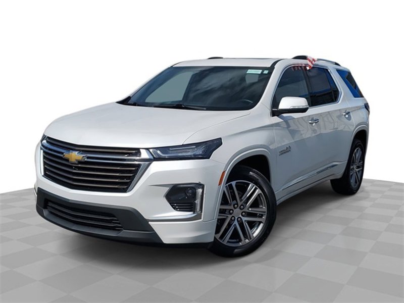 Certified 2023 Chevrolet Traverse High Country image 1