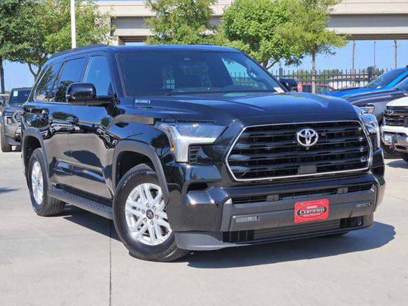 Certified 2025 Toyota Sequoia SR5 image 1