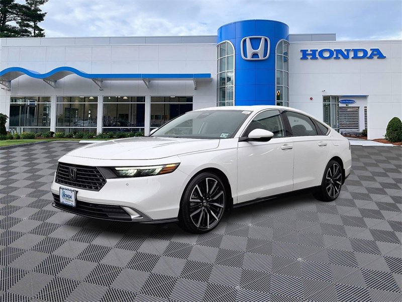 Certified 2023 Honda Accord Touring image 1