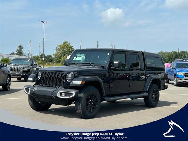 Certified 2022 Jeep Gladiator Sport image 1