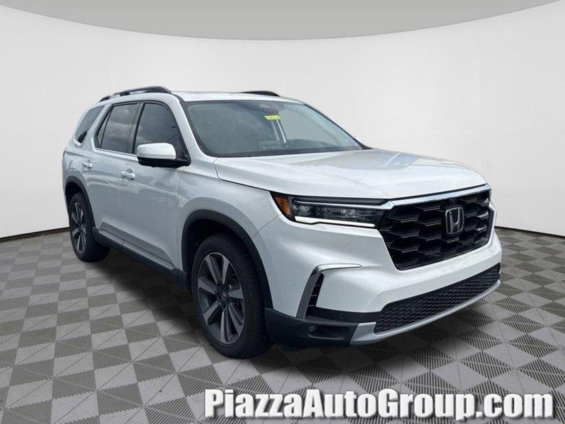 Certified 2025 Honda Pilot Elite image 1