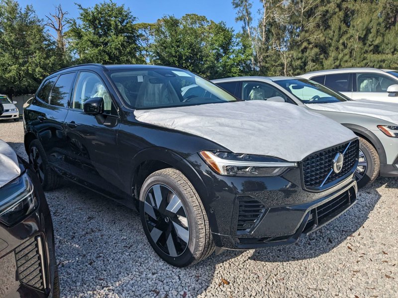 New 2025 Volvo XC60 T8 Plus w/ Protection Package Premier image 1