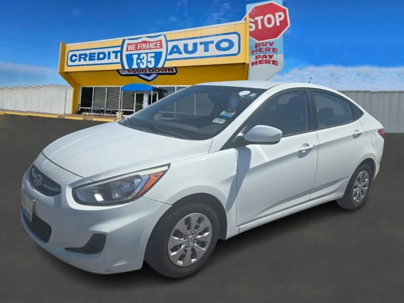 Used 2016 Hyundai Accent SE image 1