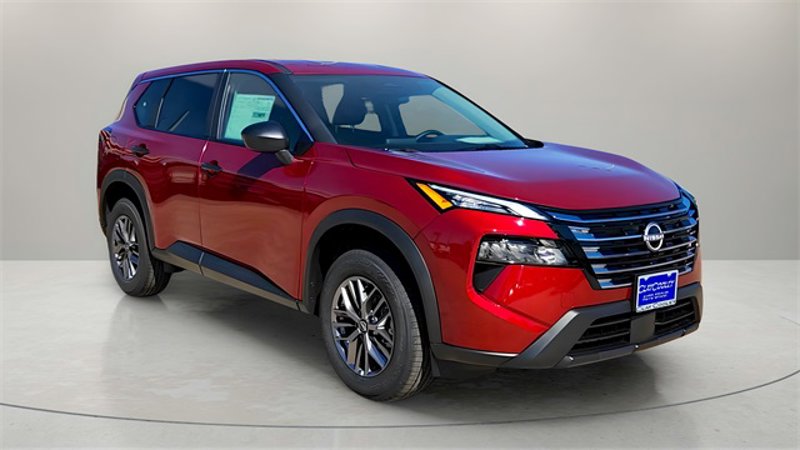 Certified 2025 Nissan Rogue S image 1