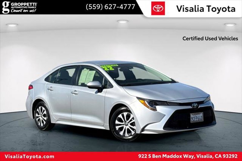 Certified 2022 Toyota Corolla LE image 1